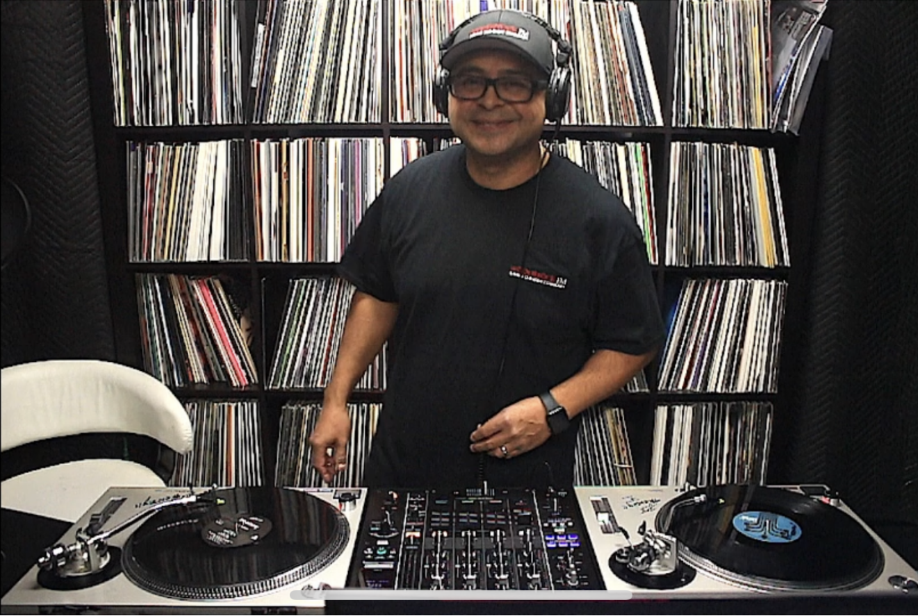 The Peak Hour 1064 - World Cup Afro Latin Mix 3 episode artwork